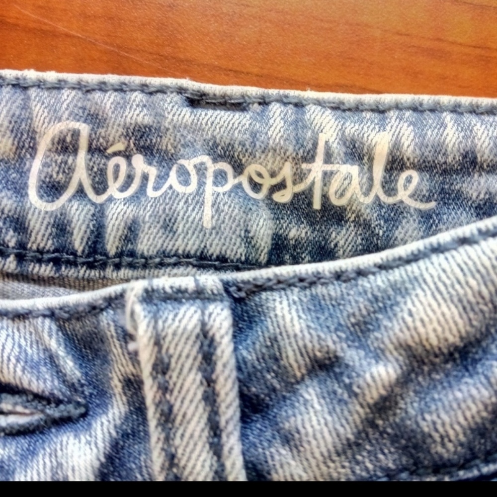 AEROPOSTALE WOMEN'S SIZE 2 ACID WASH JEANS - Picture 5 of 8